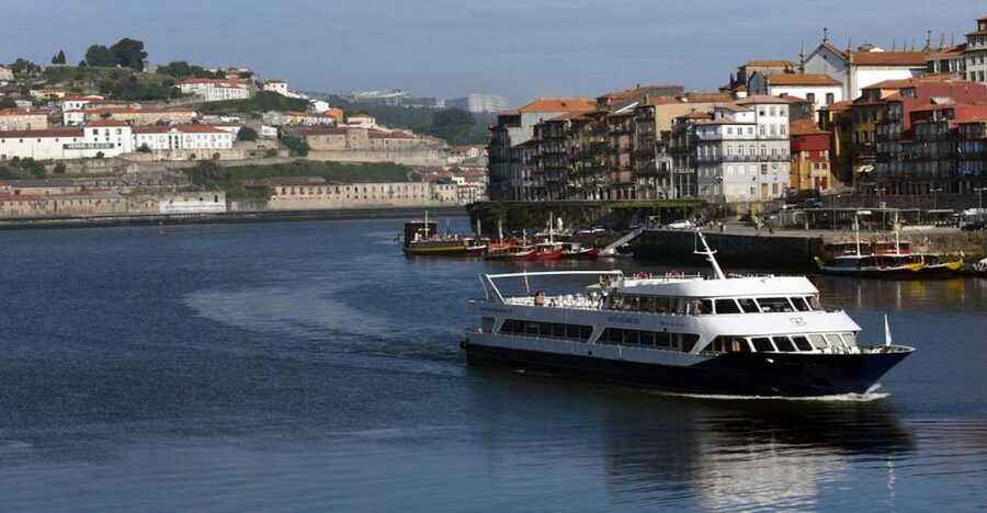 From Porto: Douro River Cruise, Winery Visit & Lunch - Leaving Porto from Estiva Quay