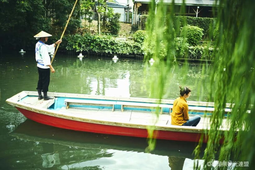 Fukuoka: Yanagawa River Cruise & Lunch Private Guided Tour - The kotatsu boat is the winter advantage