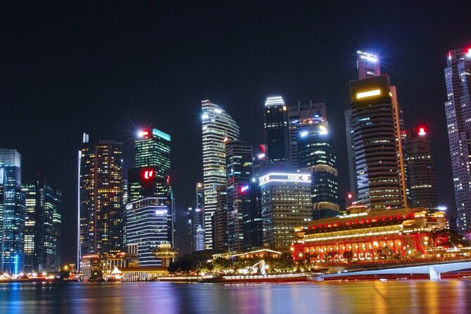 Fun Vee Night Out Guide Tour with River boat - What you see around Marina Bay