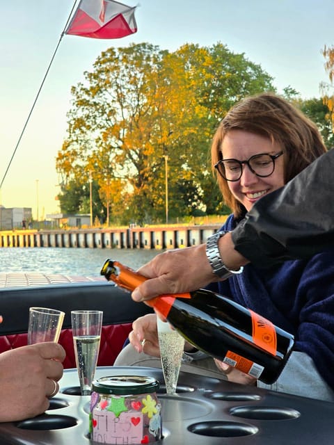 Gdańsk: Motława River Eco Cruise at Sunset with Prosecco - Key points to know before you book