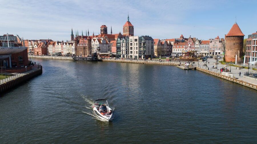 Gdańsk: Motlawa River Yacht Cruise - Starting beside the Green Bridge