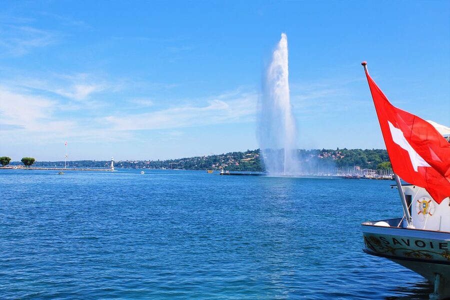 Geneva: Scenic Lake Cruise with Snacks and Wine - Boarding a small boat instead of a large ferry