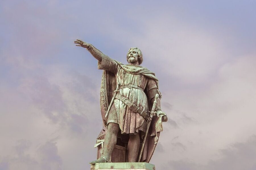 Ghent: Guided Walking Tour and Canal Boat Trip - Graslei and the trading city