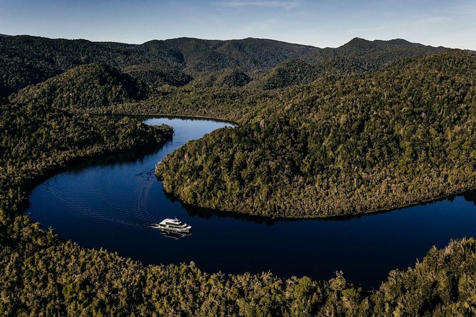 Gordon River Cruise departing from Strahan - Leaving Strahan and crossing Macquarie Harbour
