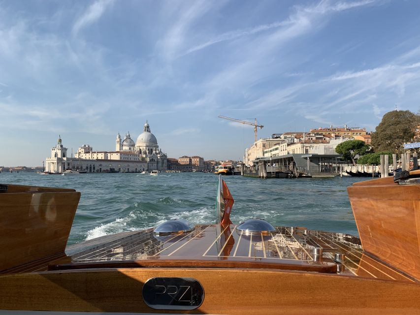 Grand Canal Boat Tour & Murano - Timing, pickup, and practical details
