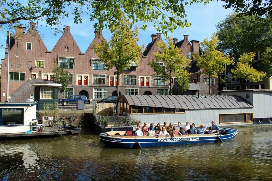 Groningen: Open Boat City Canal Cruise - Seeing Groningen from the water in one hour