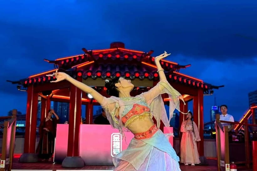 Guangzhou: Pearl River 1-hour Night Cruise (Optional Piers) - Who will enjoy it most