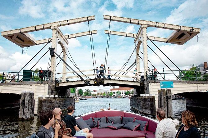 Guided Amsterdam Canal Cruise – Snacks & Drinks on board(1 Hour) - Hortus Botanicus from the canal