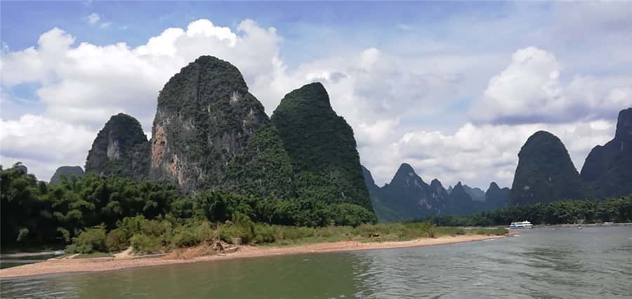 Guilin: 3 star Li River Cruise & Sightseeing Tour - What the morning pickup really provides