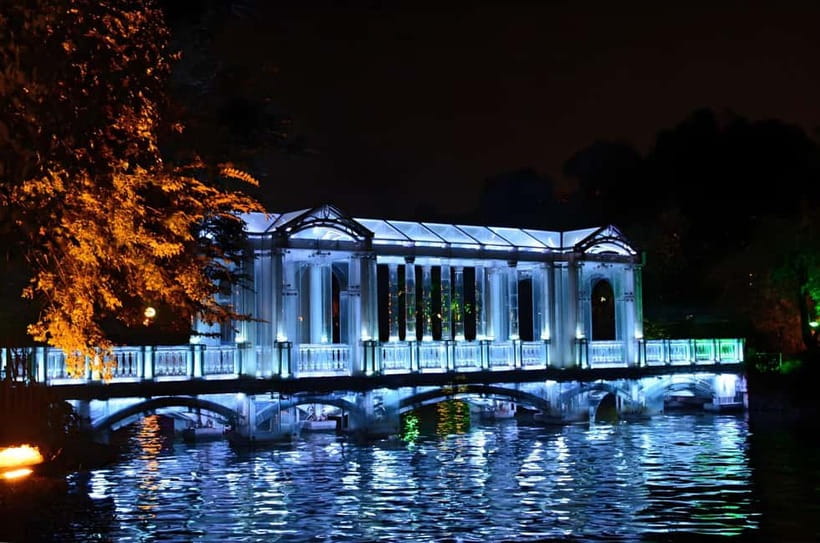 Guilin: Night Cruise on Two Rivers & Four Lakes with Lights - Guilin’s Waterways Turn Into a Night Show