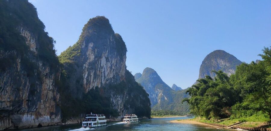 Guilin: Private Full-Day Li River Cruise and Liusanjie Show - A private start at 8:20 from Guilin