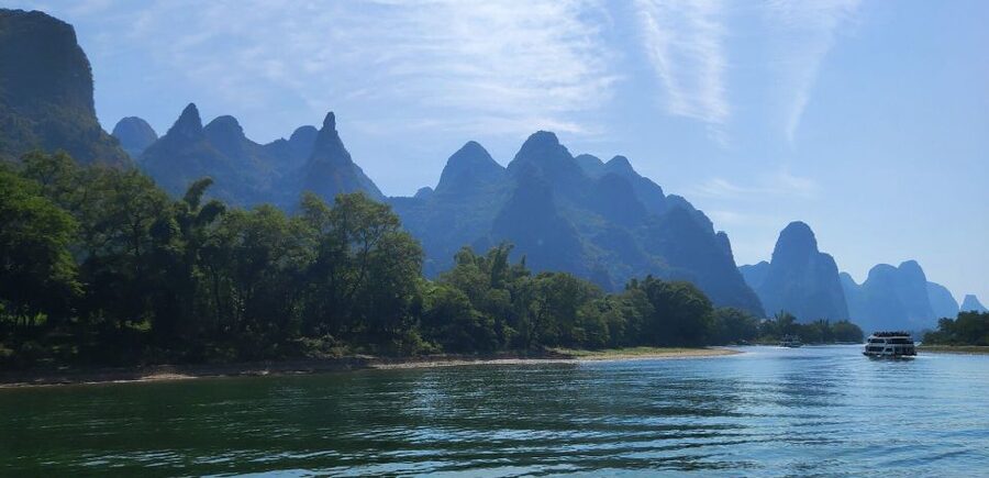 Guilin: Private Full-Day Li River Cruise and Liusanjie Show - Weather, comfort, and practical preparation
