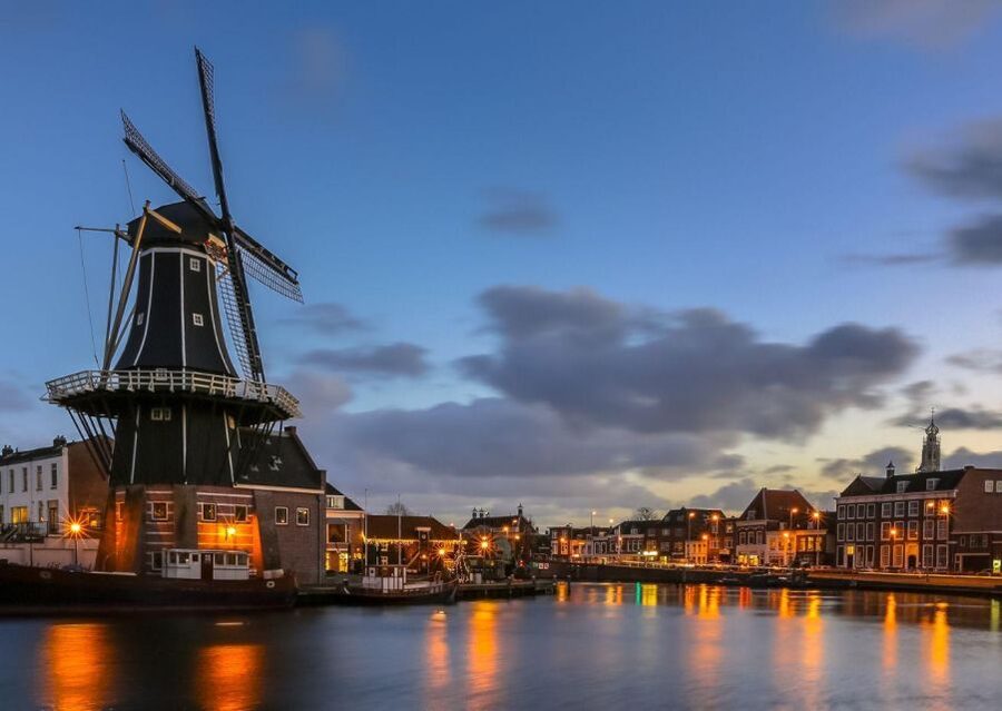 Haarlem: Sightseeing Canal Cruise through the City Center - De Adriaan, Haarlem’s most recognizable waterside sight