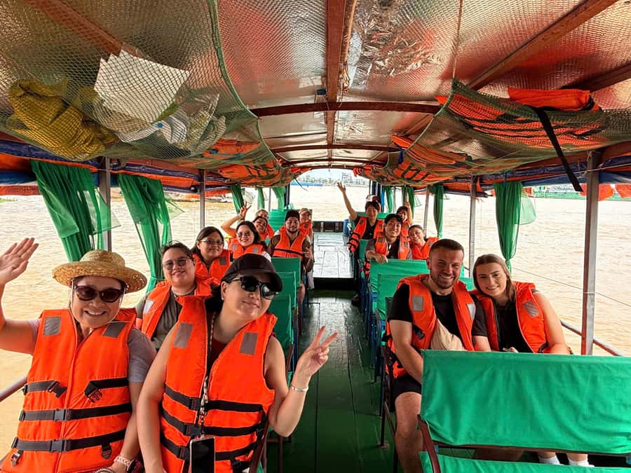 HCM: Authentic Mekong Delta - Boat, TukTuk, Khot Cake Making - The Mekong by motorboat and rowing boat