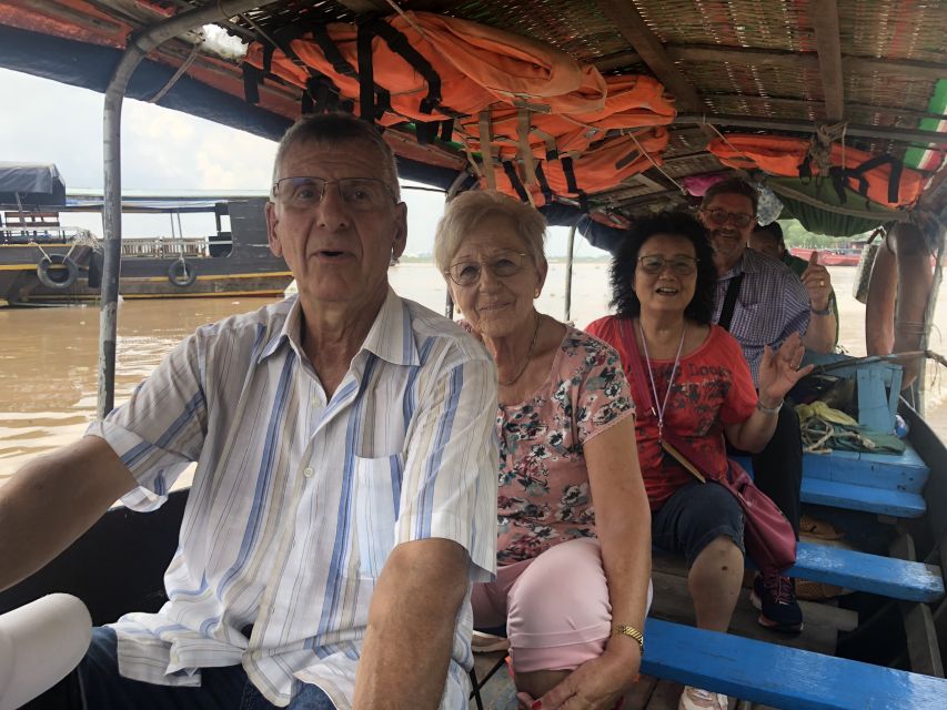 HCM: Mekong Delta Islands Boat & Tuk-Tuk Tour with Tastings - Lunch in Ben Tre and the cycling section