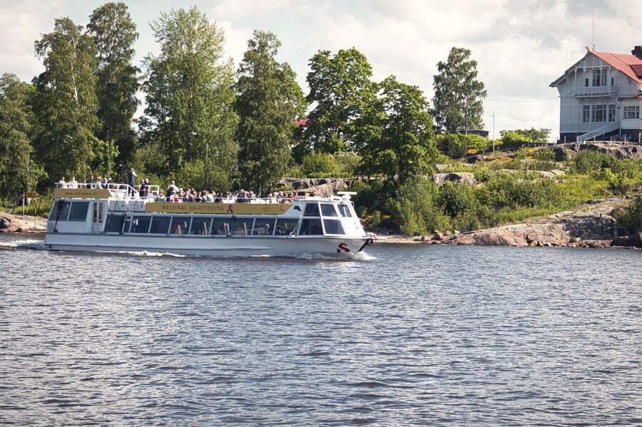 Helsinki: Sightseeing Canal Cruise with Audio Commentary - Tammisalo, Laajasalo, and the route’s main scenic turn