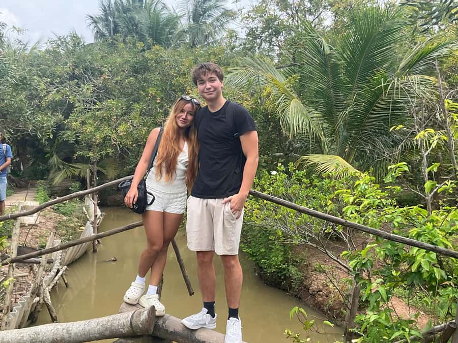 Ho Chi Minh City: Mekong Delta Day Tour with Boat Ride - The narrow mangrove palm canal