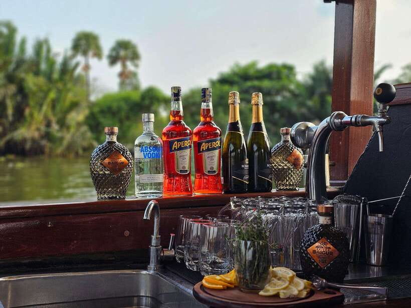 Ho Chi Minh City: Saigon River Boutique Cruise - Bitexco Financial Tower from the river