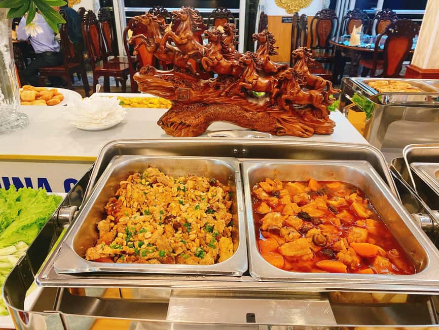 Ho Chi Minh: Dinner on cruise Saigon River Best Service - How I would prepare for the evening
