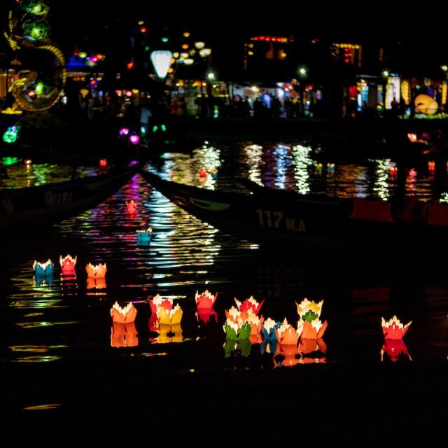 Hoi An : Hoai River Boat Trip by Night and Floating Lantern - The five-minute walk through Hoi An Ancient Town