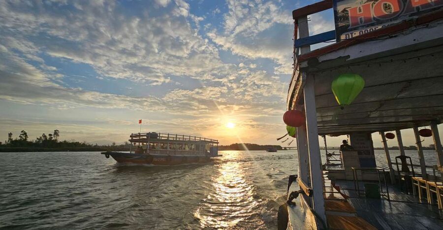 Hoi An: My Son Sanctuary & Sunset River Cruise BBQ or Banhmi - Pickup in Hoi An and the drive to My Son