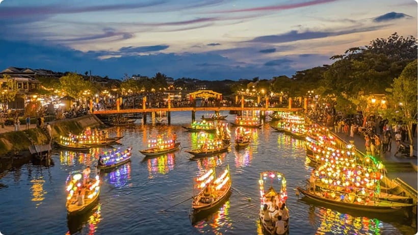 Hoi An: River Lantern Boat Experience with Free 5G eSIM - Releasing your own paper lantern