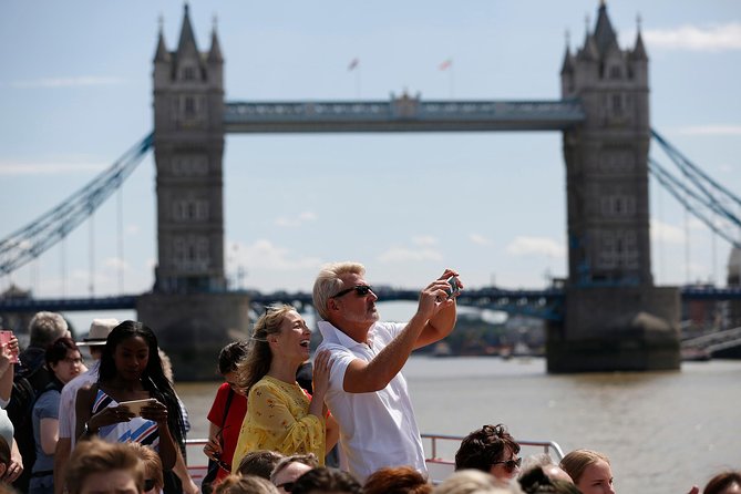 Hop-On Hop-Off Sightseeing River Cruise on the Thames - What the $33.76 price really buys you