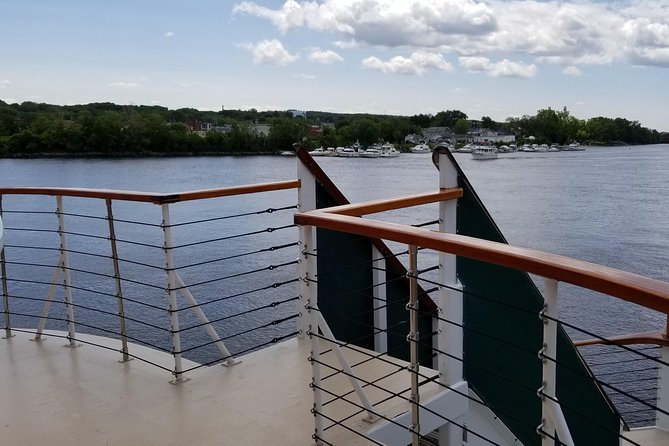 Hudson River Sightseeing Cruise from Albany - Wildlife sightings, including bald eagles