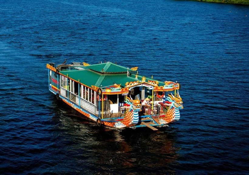 Hue: Perfume River Dinner Cruise with Traditional Show - What this Perfume River evening really offers