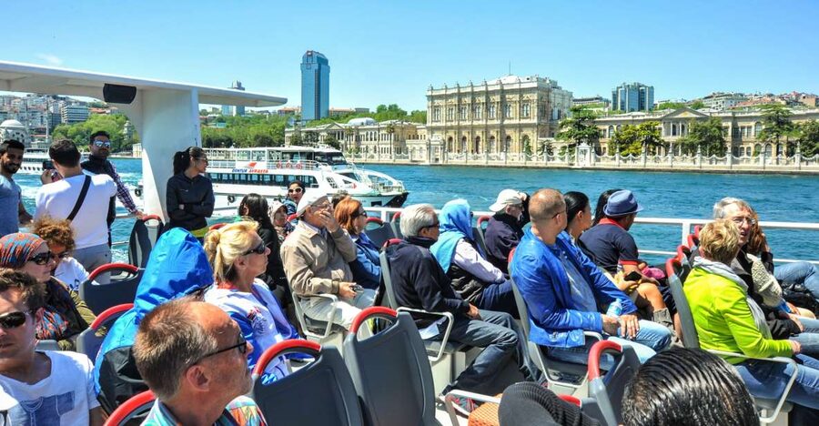Istanbul: Bosphorus Cruise w/Audio Guide and Sunset Option - Golden Horn views and the first landmarks
