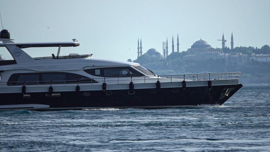 Istanbul: Bosphorus Cruise with Stopover on the Asian Side - Maiden’s Tower and the final views