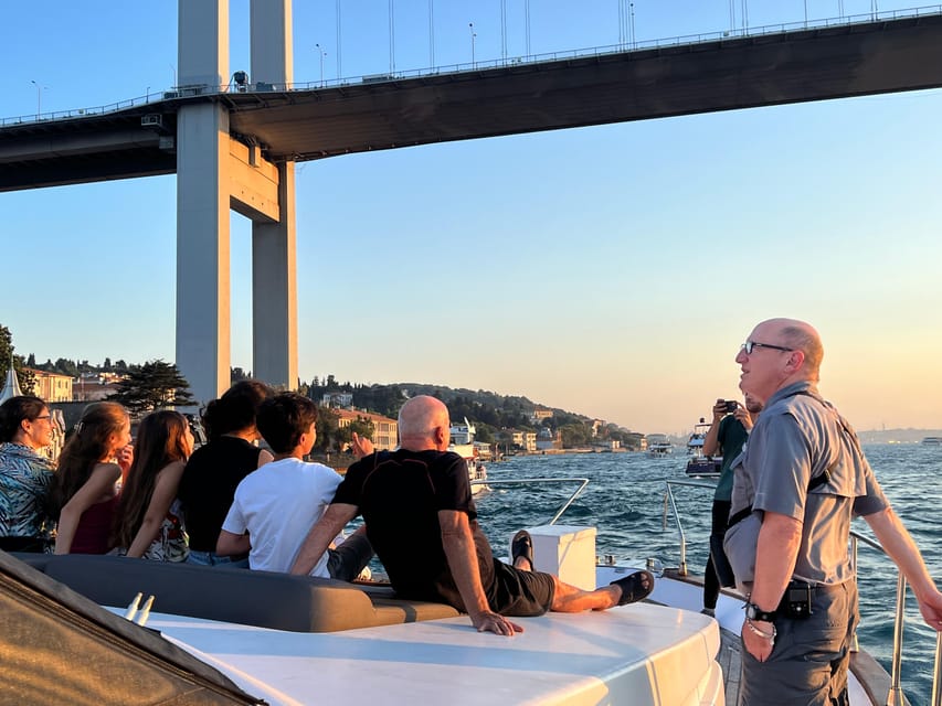 Istanbul: Bosphorus Sunset Cruise on a Luxury Yacht - The Asian shore: Anadolu Hisari to Beylerbeyi