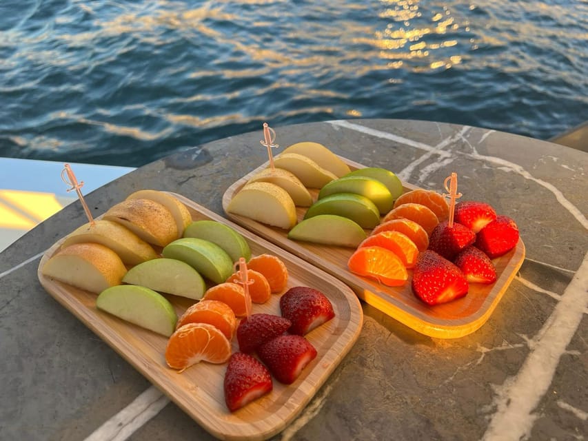 Istanbul: Bosphorus Sunset Cruise on a Luxury Yacht - The guide, music, and amount of commentary