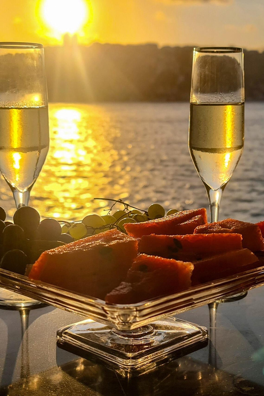 Istanbul: Bosphorus Sunset Cruise with Drinks & Snack - Dolmabahçe Palace to Ortaköy Mosque