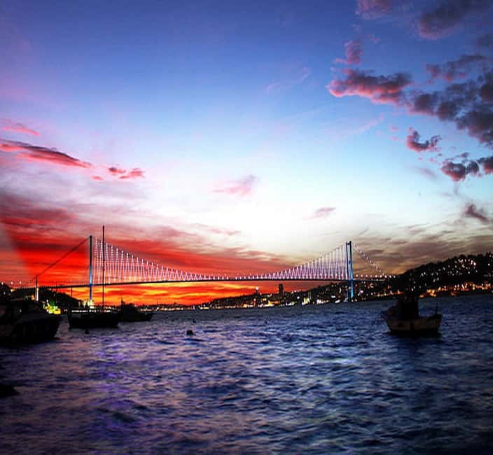 Istanbul Bosphorus Sunset Guided Cruise Tour - Setting out between two continents