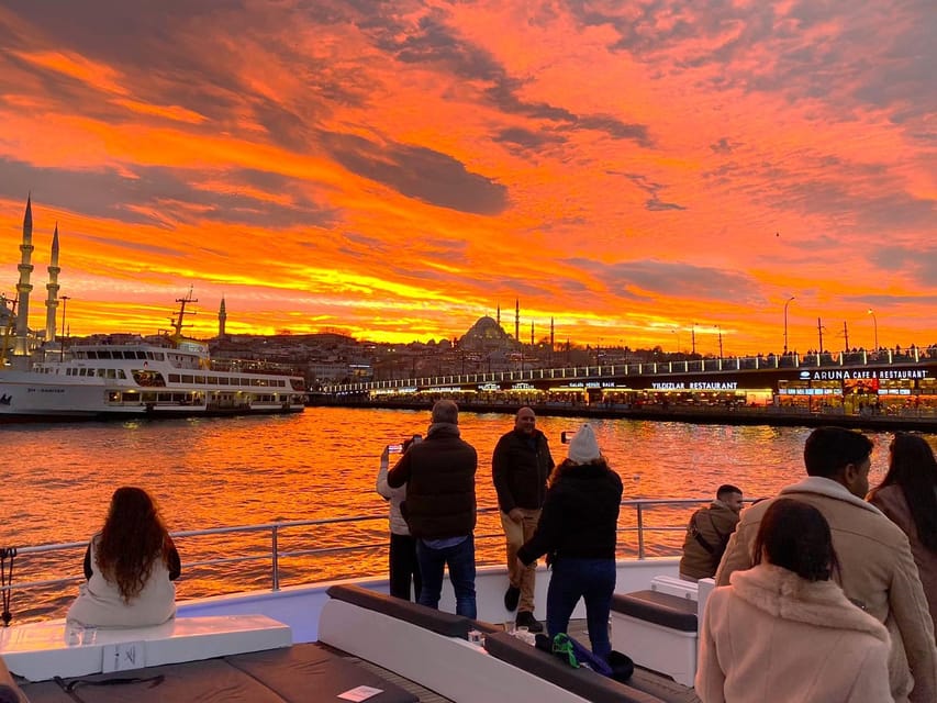Istanbul: Bosphorus Sunset Yacht Cruise with Live Guide - The Asian shore: Anatolian Fortress to Uskudar