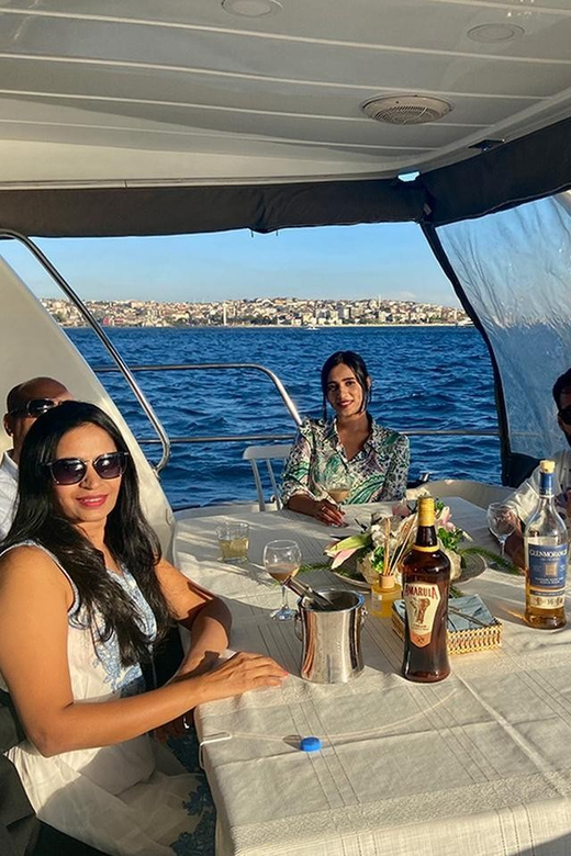 Istanbul: Bosphorus Yacht Cruise at Sunset with Snacks - Boarding a yacht built for views