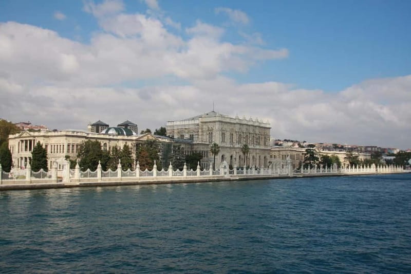 Istanbul: Full-Day Tour with Dolmabahce & Bosphorus Cruise - Key points to know before booking