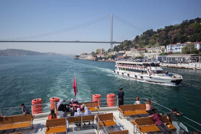 Istanbul: Full-Day Tour with Dolmabahce & Bosphorus Cruise - Who should book this tour?