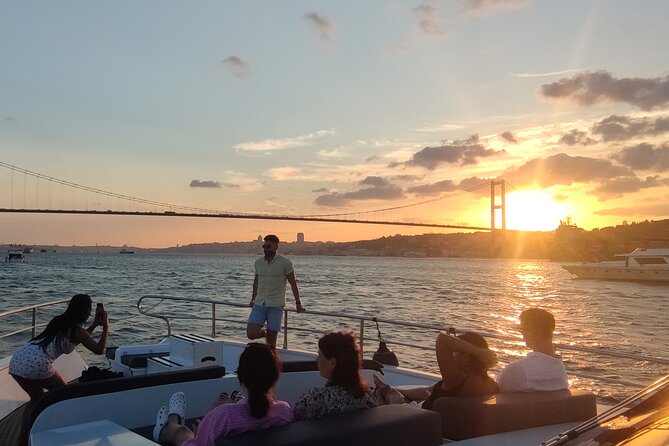 Istanbul Sunset Cruise on the Bosphorus - Kabataş Square and the practical start of the trip