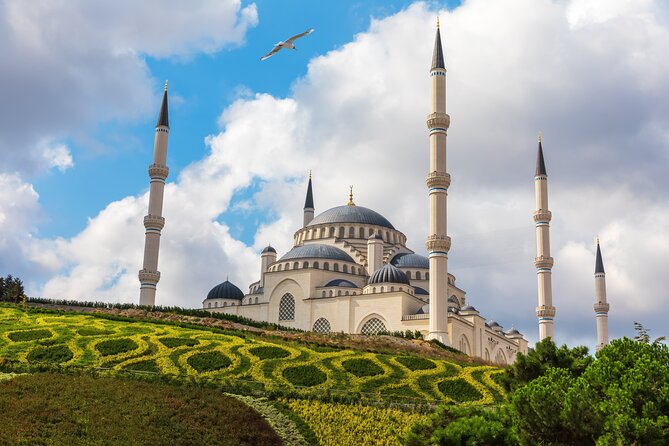 Istanbul Two Continents Tour By Bus And Bosphorus Cruise - What the $108.84 price really covers