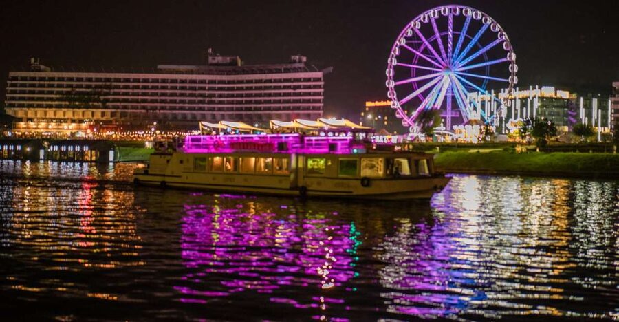 Kraków: Evening or Night River Cruise - Key points to know before boarding