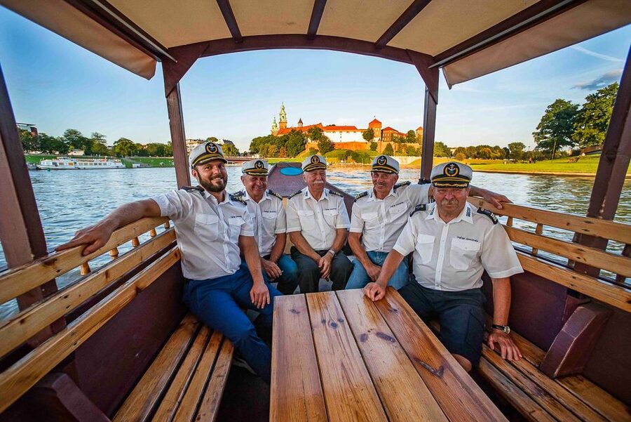 Krakow: Sightseeing Cruise by Vistula River - Norbertine convent and the Dębniki riverside