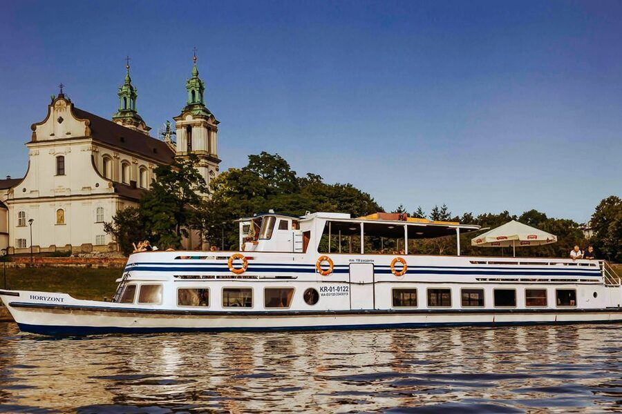 Krakow: Sightseeing Cruise by Vistula River - Father Bernatek’s Bridge and Cricoteka