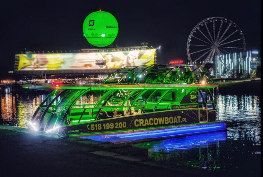Krakow: Sightseeing Cruise on Vistula River with Audio Guide - Key points to know before booking