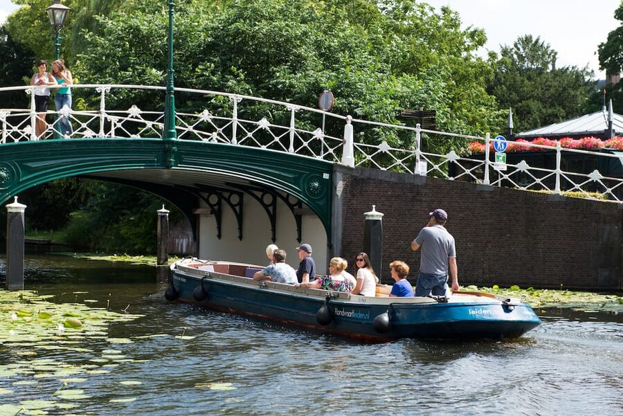 Leiden: Guided City Canal Cruise - Why Leiden is best seen from the water