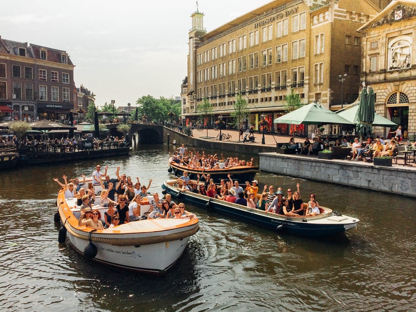 Leiden: Guided City Canal Cruise - Passing City Hall and Leiden’s old center