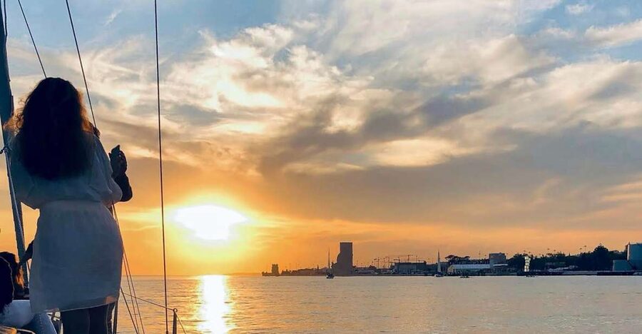 Lisbon: Private Tagus River Sunset Cruise on a Luxury Boat - Key points to know before sailing