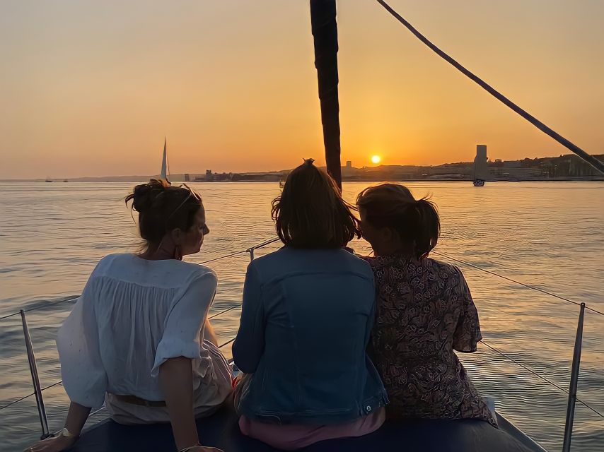Lisbon: Private Tagus River Sunset Cruise on a Luxury Boat - Cristo Rei across the Tagus