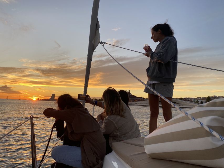 Lisbon: Private Tagus River Sunset Cruise on a Luxury Boat - Starting at Doca do Bom Sucesso in Belém